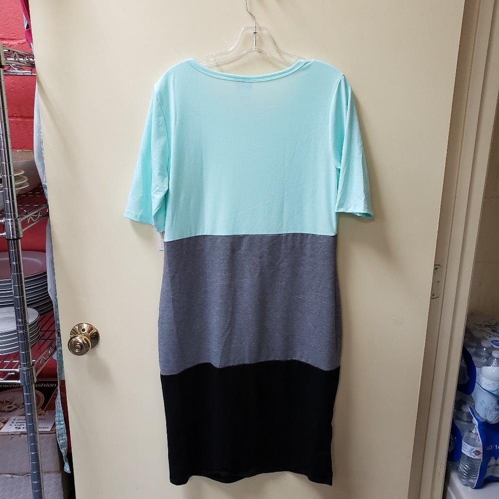 LuLa Roe - Picture 2 of 2